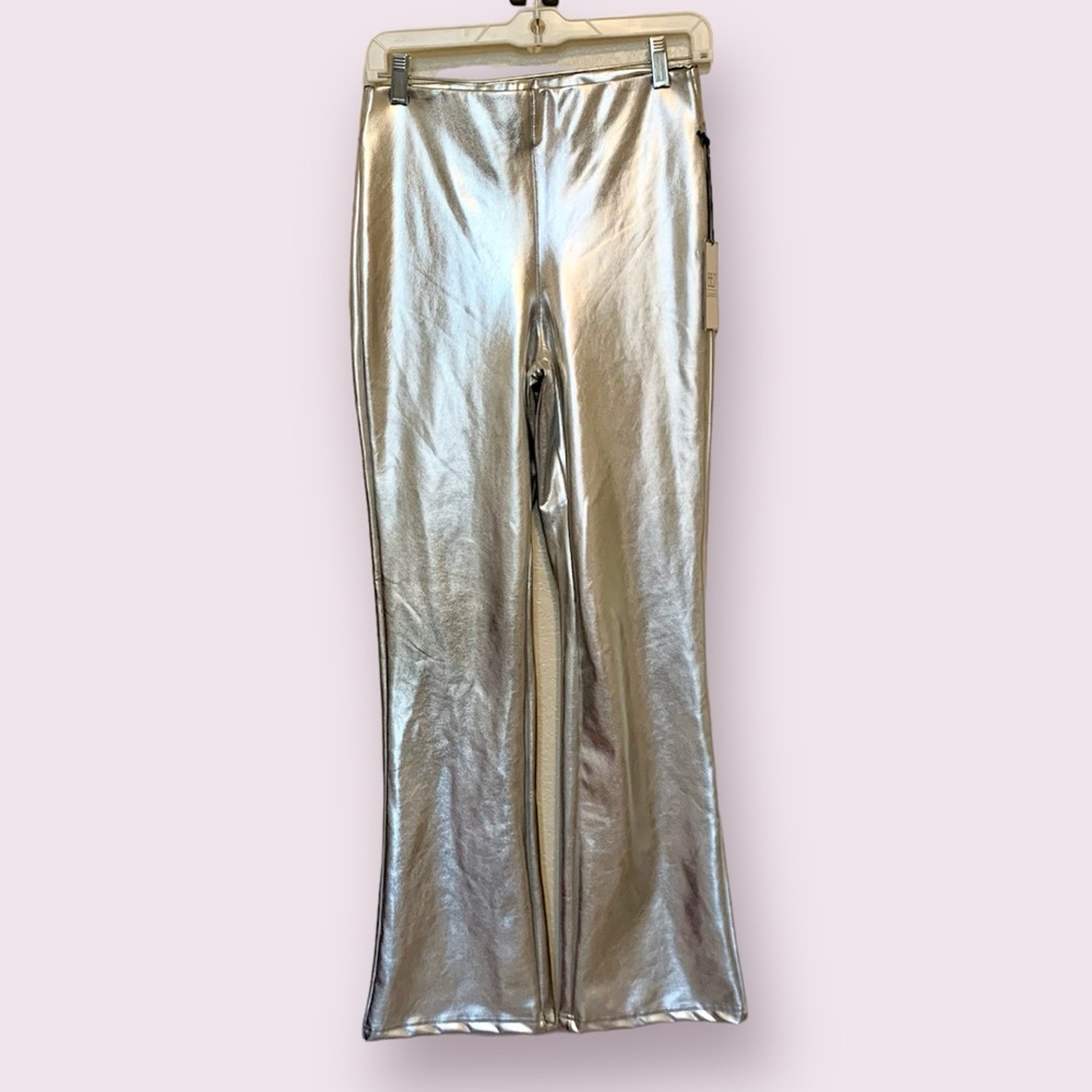 NWT BBJ Leatherette Vegan Faux Leather Pull On Pants Silver Metallic Flare Small